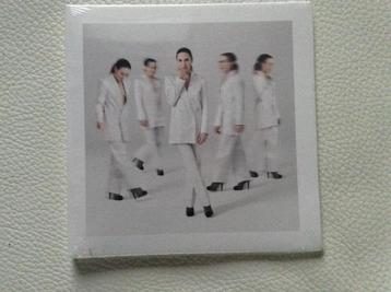 CD Melanie C beschikbaar voor biedingen