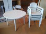 Plastic stoelen en tafel, Huis en Inrichting, Stoelen, Kunststof, Gebruikt, Wit, Plastic tuinstoelen