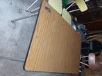 Tafel en stoelen formica +2 krukjes, Ophalen