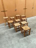 Vintage houten krukken met biezen zitting, Huis en Inrichting, Stoelen, Vijf, Zes of meer stoelen, Riet of Rotan, Gebruikt, Ophalen