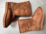 UGGS laarzen, Hoge laarzen, Bruin, Nieuw, Ophalen of Verzenden