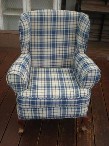 poppenzetel - poppenstoel - poppenfauteuil beschikbaar voor biedingen