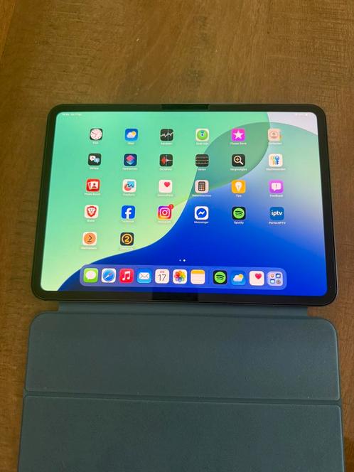 Apple ipad pro m4 256gb met veel accessoires, Computers en Software, Apple iPads, Zo goed als nieuw, Apple iPad, Ophalen of Verzenden