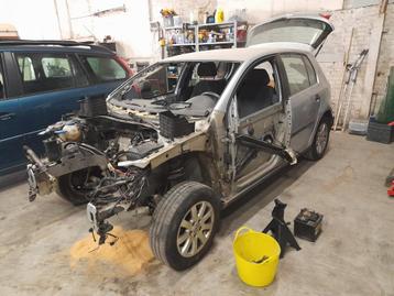 Onderdelen VOLKSWAGEN GOLF 5 FSI BENZINE/ 5060 AUVELAIS beschikbaar voor biedingen