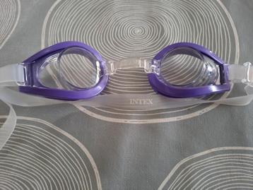 Zwembril beschikbaar voor biedingen