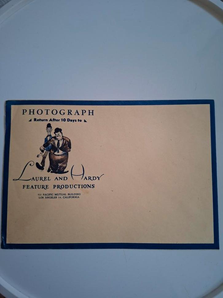 Laurel en Hardy authentieke envelop., Antiek en Kunst, Kunst | Tekeningen en Fotografie, Ophalen of Verzenden