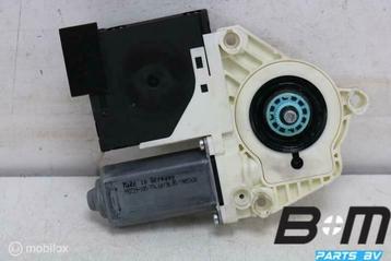 Raammotor rechtsvoor VW Passat B6 Variant 1K0959702P beschikbaar voor biedingen