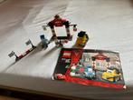 LEGO Cars 2 Tokyo Pitstop - 8206, Kinderen en Baby's, Speelgoed | Duplo en Lego, Ophalen of Verzenden, Zo goed als nieuw, Complete set