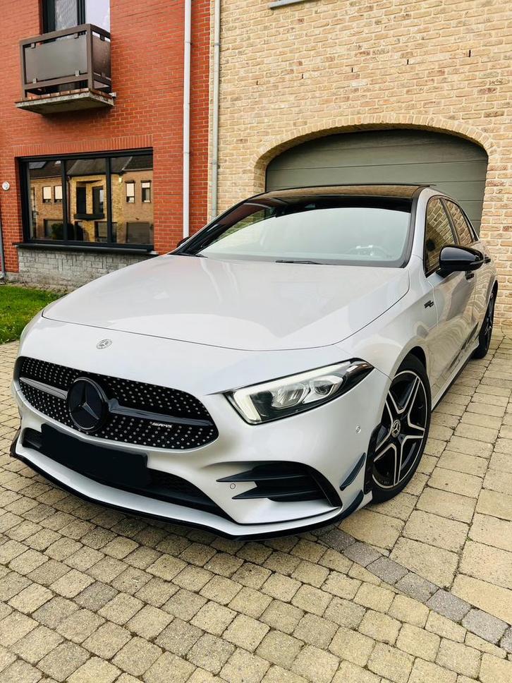 Mercedes-Benz A200d Night Edition (A45s AMG), Autos, Mercedes-Benz, Particulier, Classe A, Diesel, Berline, 5 portes, Automatique
