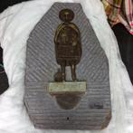 Stenen sculptuur uit het land SAINT DONAT en ST Victor, Ophalen