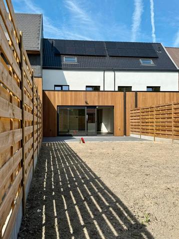 HOME2SELL - UIT DE HAND TE KOOP - SINT ELOOIS WINKEL beschikbaar voor biedingen