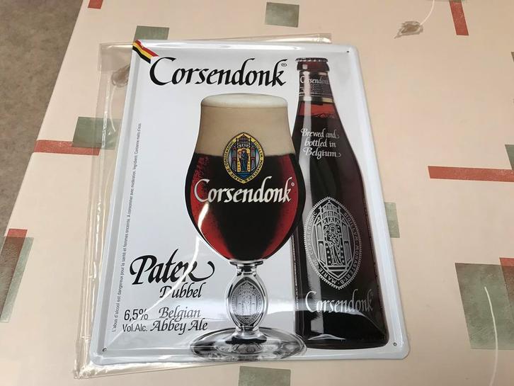 Panneau publicitaire Corsendonk+porte-clés/extracteur, Collections, Marques & Objets publicitaires, Neuf, Panneau publicitaire