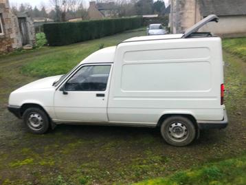 recherche Renault express essence 