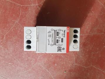ABB EAC betransfo 12, 8 of 4V met 5, 10 of 15VA beschikbaar voor biedingen