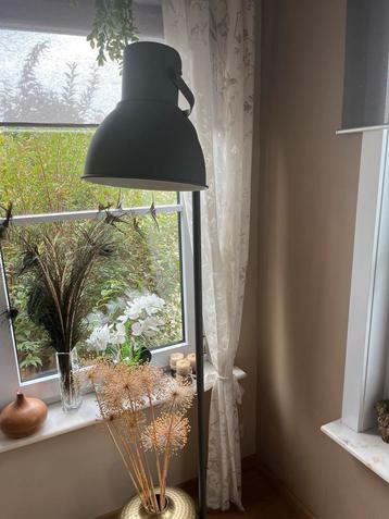 Staande lamp ikea beschikbaar voor biedingen