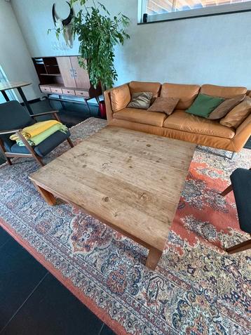 salontafel in massief eik beschikbaar voor biedingen