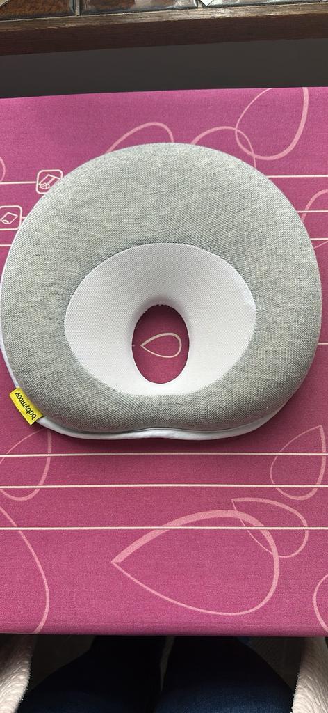 Babymoov lovenest+ ergonomisch hoofdkussen baby, Kinderen en Baby's, Overige Kinderen en Baby's, Zo goed als nieuw, Ophalen