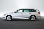 (2ARR435) SKODA OCTAVIA COMBI, Autos, Argent ou Gris, Achat, Entreprise, Carnet d'entretien