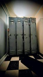 Casiers vintages ex SNCF, Huis en Inrichting, Kasten | Lockerkasten, Ophalen