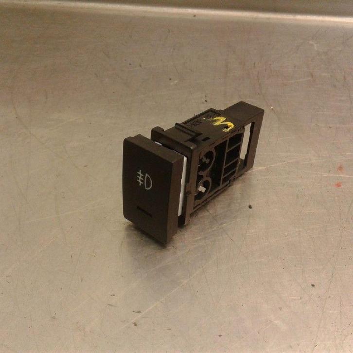 COMMUTATEUR ANTI BROUILLARD Hyundai Matrix (|9373017000|), Autos : Pièces & Accessoires, Tableau de bord & Interrupteurs, Hyundai