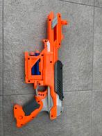 Nerf Accustrike Falconfire met darts, Kinderen en Baby's, Zo goed als nieuw