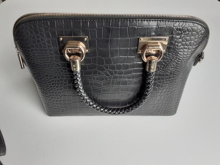 Handtas Lio Jo zwart, Handtassen en Accessoires, Tassen | Damestassen, Zo goed als nieuw, Handtas, Zwart, Ophalen