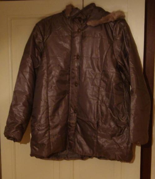 Nieuwe parka – maat 42/44 - perfecte nieuwstaat, Kleding | Dames, Jasjes, Kostuums en Pakken, Nieuw, Jasje, Maat 42/44 (L), Beige