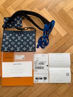 Commandé en ligne chez Louis Vuitton en date du 15/08/2024, Overige merken, Blauw, Ophalen of Verzenden, Zo goed als nieuw