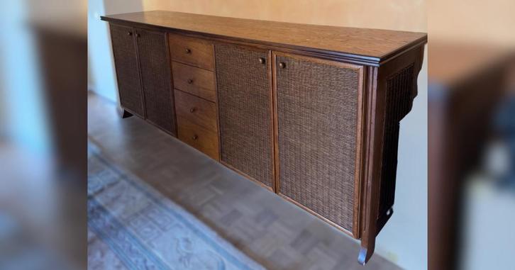 Grote dressoirkast met rotan deuren en lades, Huis en Inrichting, Kasten | Dressoirs, Gebruikt, 200 cm of meer, 50 tot 75 cm, Met lade(s)