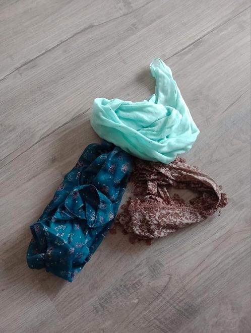 3 verschillende sjaals met glitter vlinders franjes, Kleding | Dames, Mutsen, Sjaals en Handschoenen, Zo goed als nieuw, Sjaal