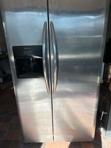 Electrolux side by side  beschikbaar voor biedingen