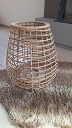 Grote kaars(lampen)houder, Enlèvement