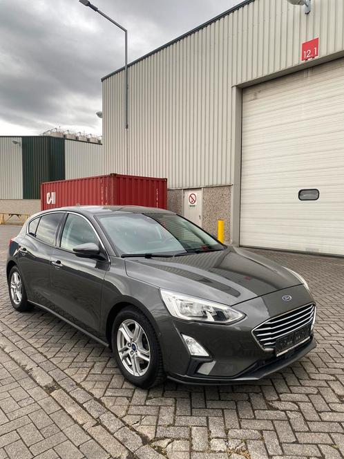 Fors Focus• Benzine• Automaat• CarPlay• PDC• Achteruitcamera, Auto's, Ford, Bedrijf, Te koop, Focus, ABS, Achteruitrijcamera, Adaptieve lichten