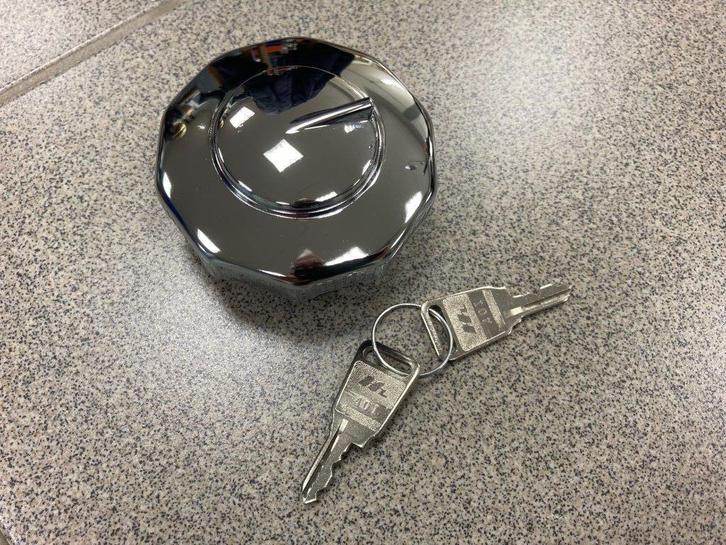 Bouchon de réservoir à clef d’origine neuf HONDA SS50, CB50, Motoren, Onderdelen | Honda, Nieuw, Ophalen of Verzenden