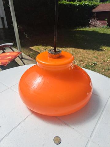 Lamp in Orange 1970 vintage mooie staat , als nieuw. beschikbaar voor biedingen