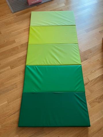 Tapis de gymnastique  beschikbaar voor biedingen