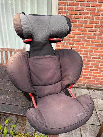 Maxi Cosi Rodifix autostoel met isofix beschikbaar voor biedingen
