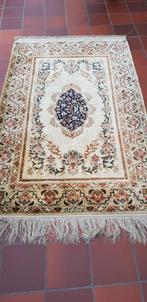 GHOM zijden handgeknoopte  Perzische tapijt, 100 tot 150 cm, 150 tot 200 cm, Rechthoekig, Crème