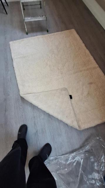 100 % wollen deken beschikbaar voor biedingen