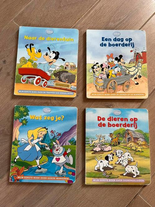 4 boekjes van Disney Baby, Boeken, Kinderboeken | Baby's en Peuters, Gelezen, Ophalen of Verzenden