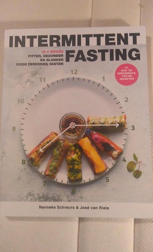 intermittent fasting, Boeken, Gezondheid, Dieet en Voeding, Ophalen of Verzenden