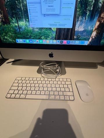 IMAC 2017 4k 21' 250GB + magic mouse 2 + magic keyboard 2 beschikbaar voor biedingen