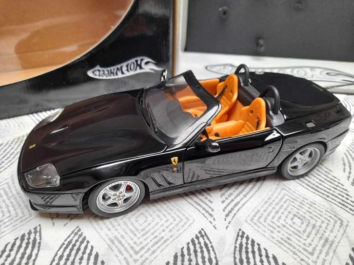 Ferrari 1/18., Hobby en Vrije tijd, Modelauto's | 1:18, Hot Wheels, Ophalen of Verzenden