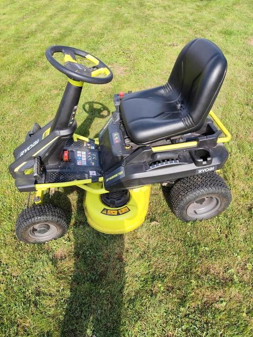 Tractor voor elektrische maaimachines, Tuin en Terras, Zitmaaiers, Zo goed als nieuw, Ophalen