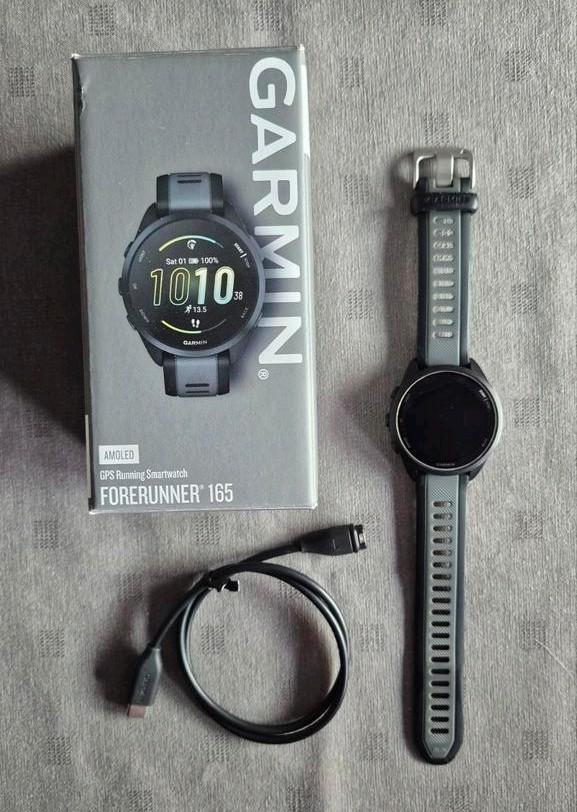 Garmin forerunner 165, Bijoux, Sacs & Beauté, Montres de sport, Comme neuf, Android, Noir, Distance, Bandage calorique, État, Battement de coeur