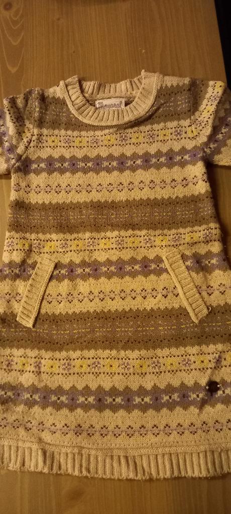 Robe en maille à manches courtes Mayoral taille 122, Enfants & Bébés, Vêtements enfant | Taille 122, Comme neuf, Fille, Robe ou Jupe