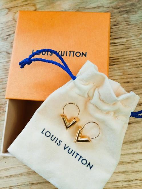 Louis Vuitton Oorbellen met aankoopbon, Bijoux, Sacs & Beauté, Boucles d'oreilles, Comme neuf, Or, Enlèvement