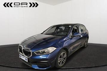 BMW 118 iA ADVANTAGE - NAVI - LEDER - TREKHAAK - COMFORT AC beschikbaar voor biedingen