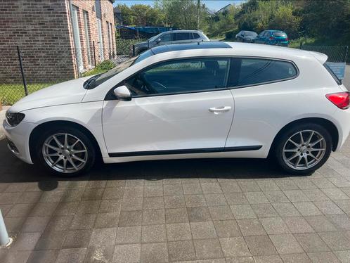 Vw scirocco 1.4 tsi 160 2010, Auto's, Volkswagen, Particulier, Scirocco, Benzine, 3 deurs, Automaat, Wit, Zwart, Voorwielaandrijving