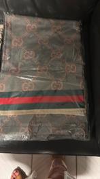 Echarpe neuve gucci, Vêtements | Hommes, Bonnets, Écharpes & Gants, Enlèvement ou Envoi, Comme neuf